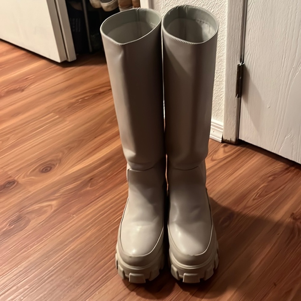 Sam Edelman platform boots